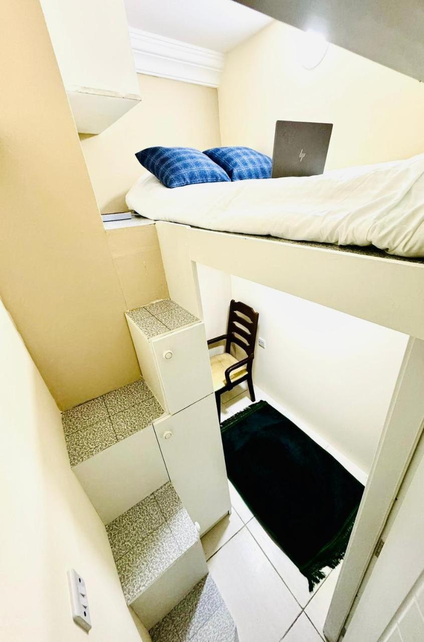 Dubai Creek Hostel Екстериор снимка